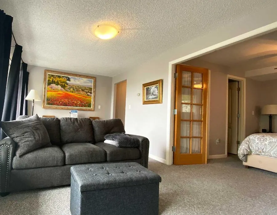 Susitna Place B&B-1